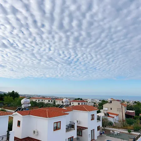 White Mountain Pool Villas Пафос Экстерьер фото